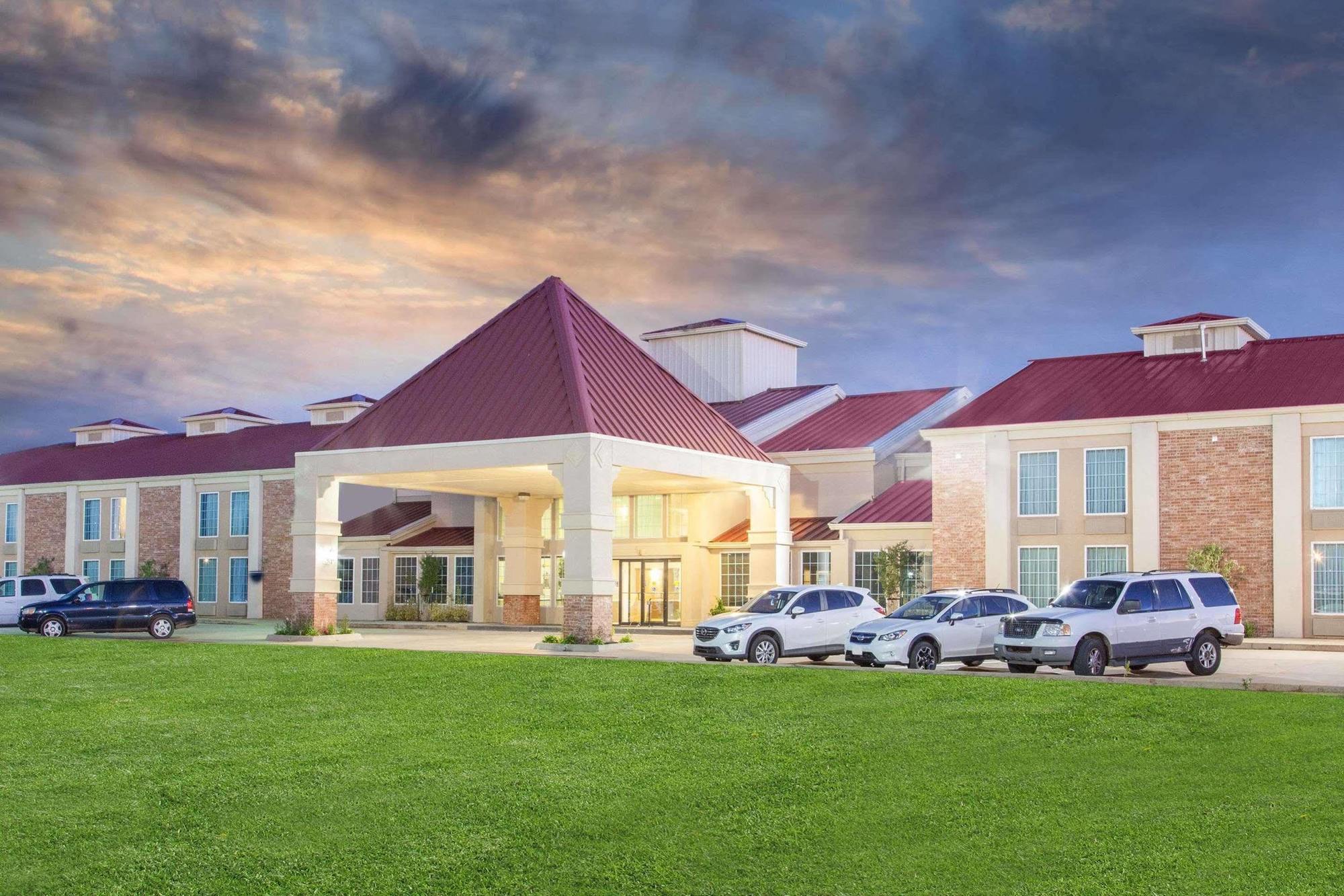 Super 8 By Wyndham Oklahoma City Buitenkant foto