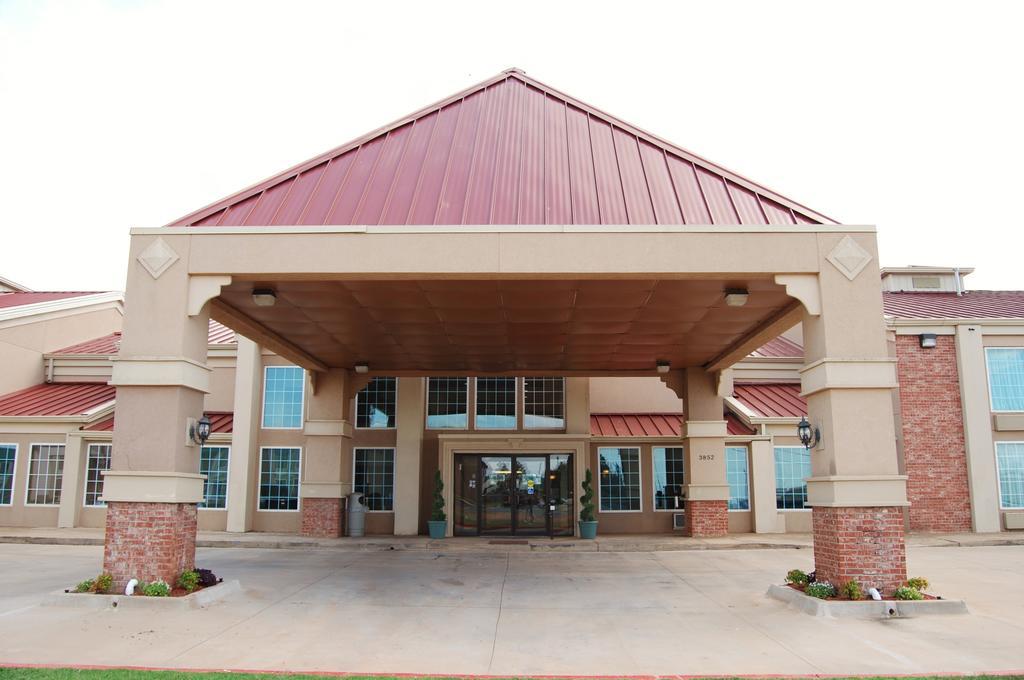 Super 8 By Wyndham Oklahoma City Buitenkant foto